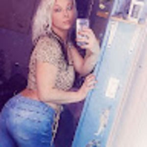 Meet your Posher, Connie